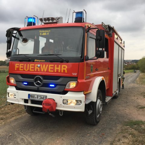 HLF Front Feuerwehrauto Hilfeleistungslöschgruppenfahrzeug Blaulicht