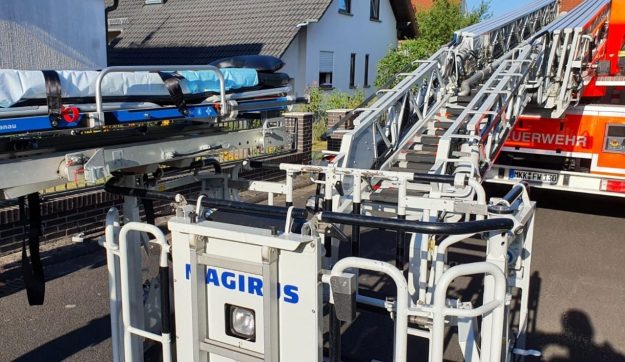 2020_07_29_Tragehilfe_v2 Drehleiter BSP