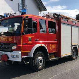 Für den Rettungsdienst musste Zugang in eine Wohnung geschaffen werden, da sich darin ein medizinischer Notfall befand. Die Tür konnte vor Eintreffen der Einsatzkräfte vom Patienten noch selbstständig geöffnet werden. Durch die Einsatzkräfte wurde die Erstversorgung des Patienten bis zum Eintreffen des Rettungsdienstes sichergestellt.

Laufende Nummer: 78/2026