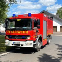Die Leitung der Feuerwehr wurde über eine Betriebsmittelspur im Bereich der Bahnhofstraße informiert. Vor Ort wurden die Verunreinigungen mittels Flüssigentölungsmittel beseitigt.

Laufende Nummer: 58/2024