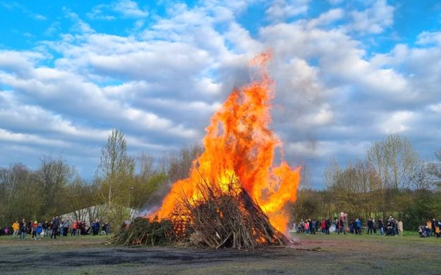2023_04_08_Osterfeuer (3)
