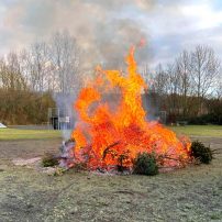 Die Feuerwehr Rodenbach führte während der Verbrennung der Christbäume im Zuge der Christbaumsammelaktion den Brandsicherheitsdienst durch. Im Anschluss an die Verbrennung wurde die verbleibende Glut abgelöscht.

Laufende Nummer: 6/2025