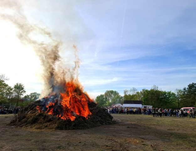 2025_04_19_Osterfeuer (3b)