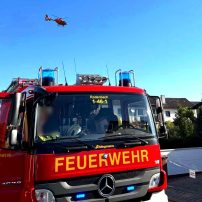 Für den Rettungsdienst musste Zugang in ein Wohnhaus geschaffen werden, da sich darin ein medizinischer Notfall befand. Der Zugang wurde gewaltsam geschaffen. Im Anschluss ...

Laufende Nummer: 46/2025